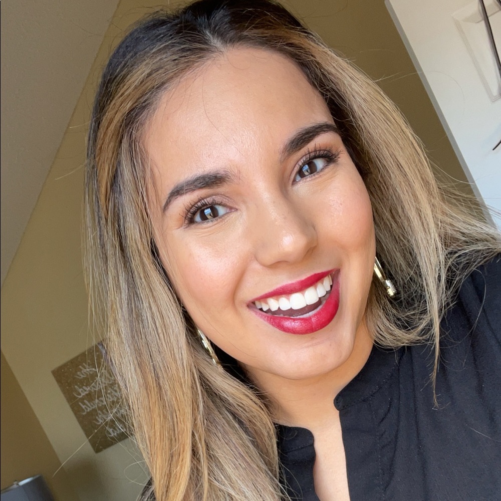 Meet your Posher, Vianey